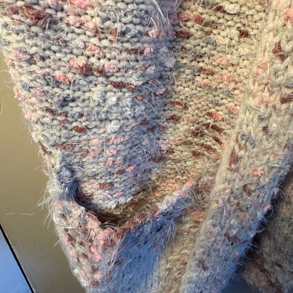 Cardigan - Picture 3 of 4